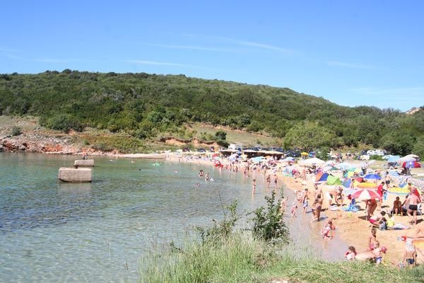 La plage de Sveti Marko à Risika, sur l'île de Krk.