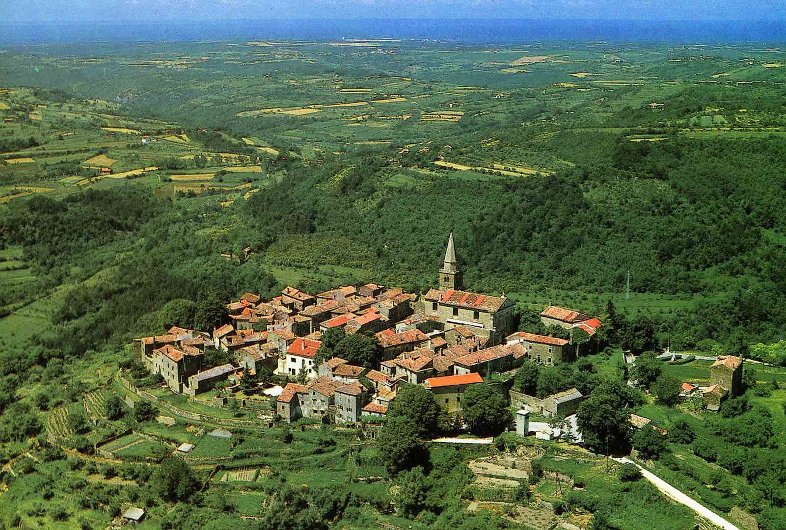Le village perché de Grožnjan, à l'arrière-pays d'Istrie